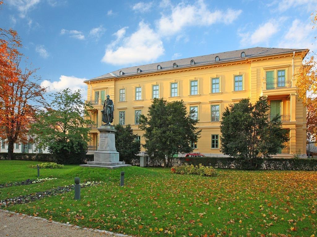 Ipoly Hotel Boutique Rooms & Suites Balatonfüred Екстериор снимка