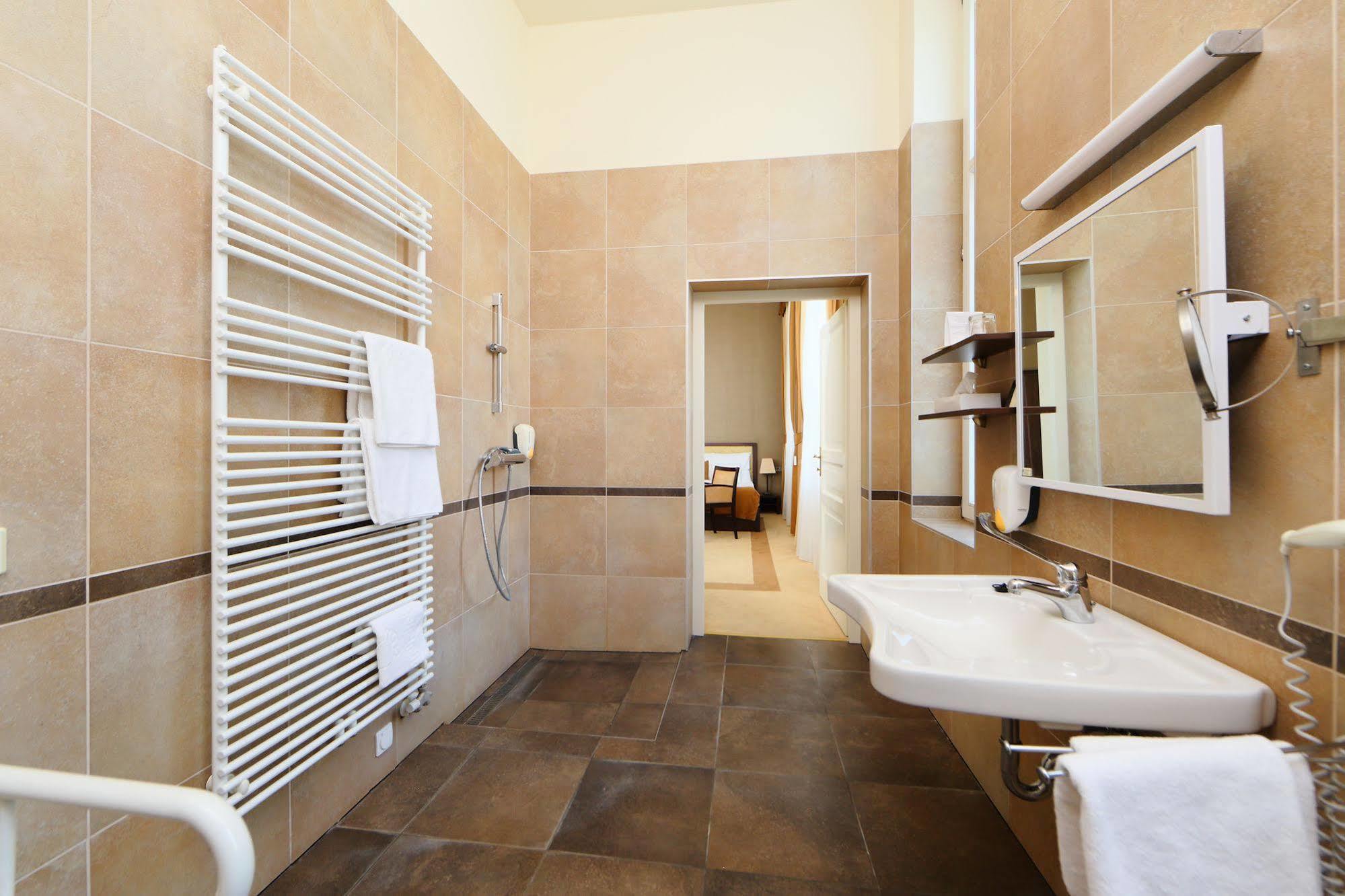 Ipoly Hotel Boutique Rooms & Suites Balatonfüred Екстериор снимка