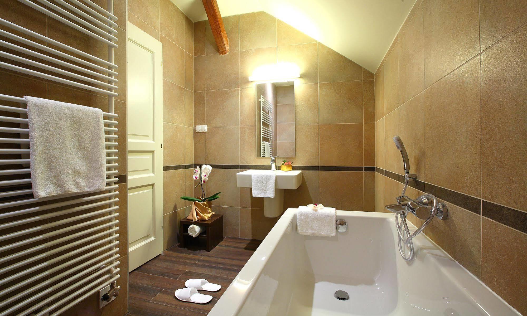 Ipoly Hotel Boutique Rooms & Suites Balatonfüred Екстериор снимка