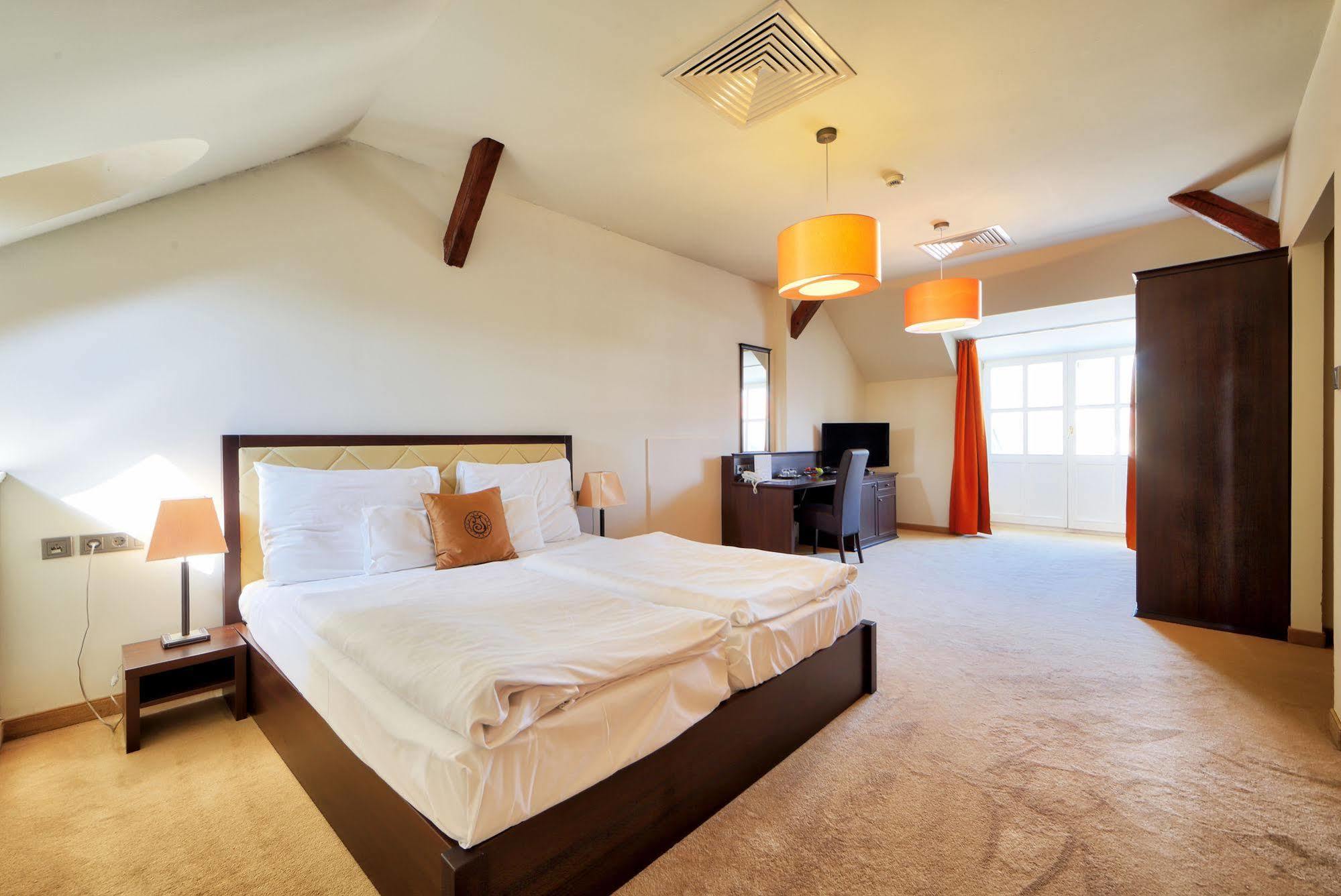 Ipoly Hotel Boutique Rooms & Suites Balatonfüred Екстериор снимка