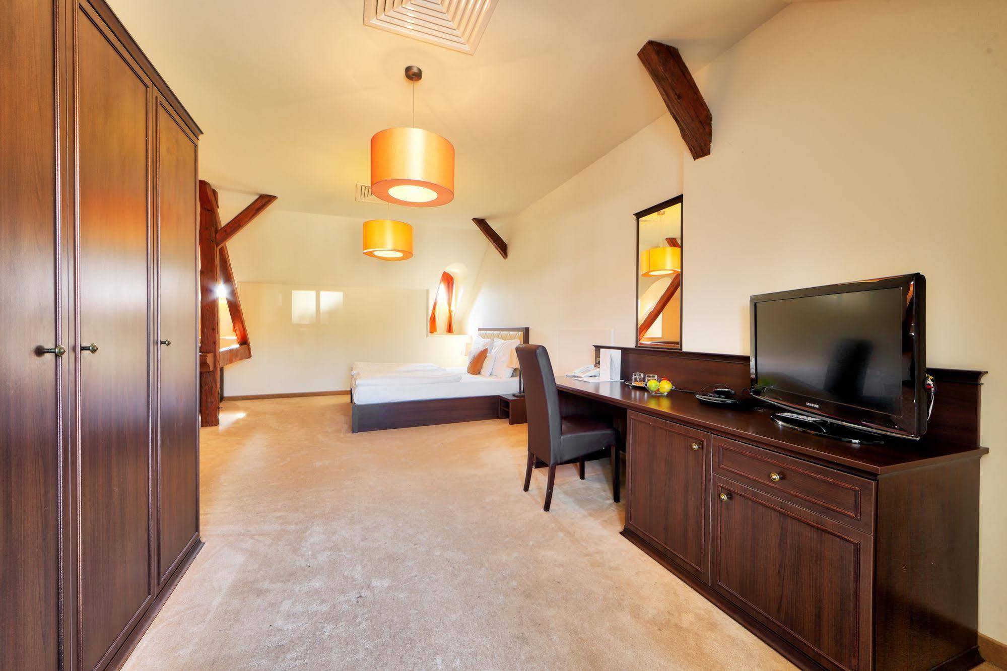 Ipoly Hotel Boutique Rooms & Suites Balatonfüred Екстериор снимка