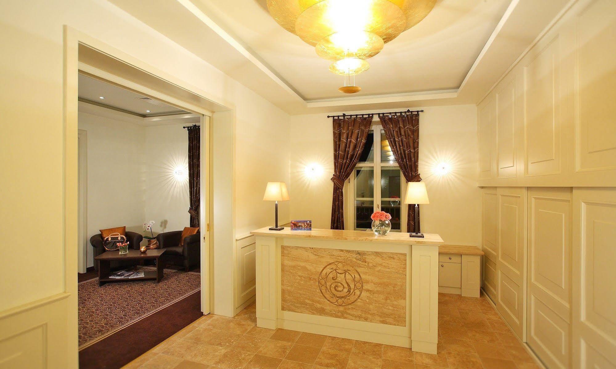 Ipoly Hotel Boutique Rooms & Suites Balatonfüred Екстериор снимка